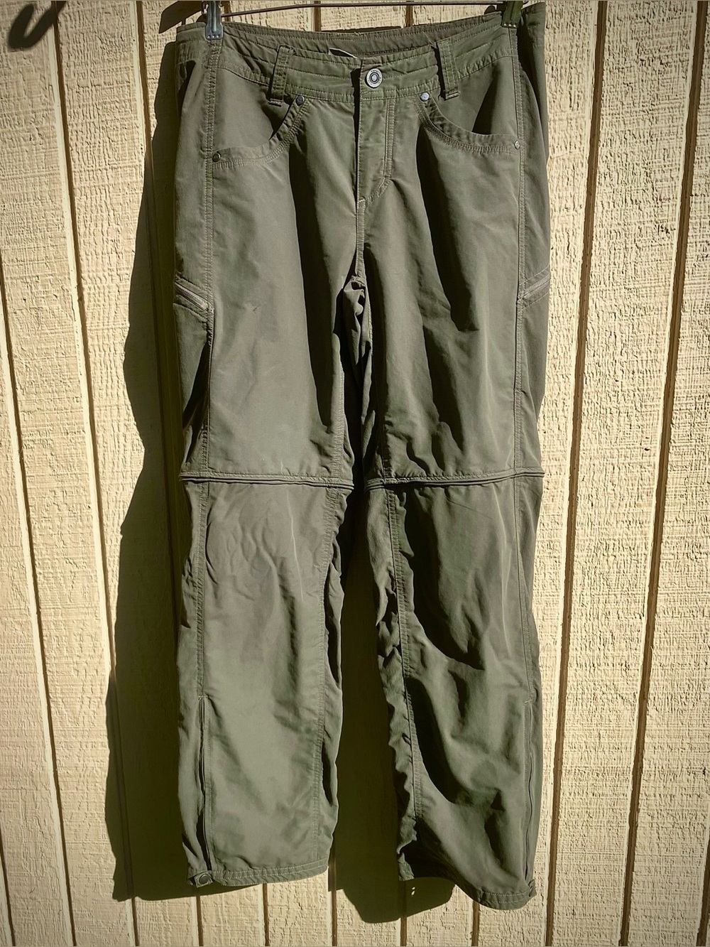 Kuhl Convertible Pants to Shorts